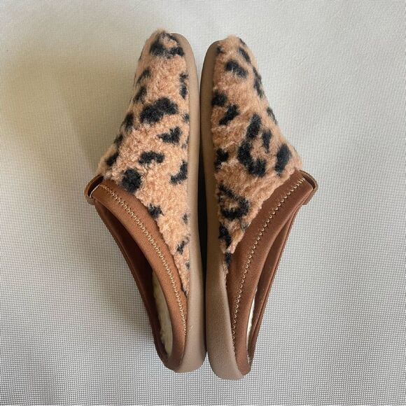 Lands’ End Fuzzy Leopard Print Clog Slipper Women’s Size 8B - Picture 3 of 8